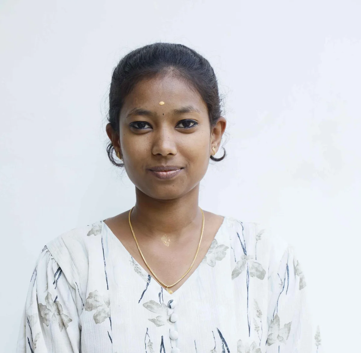 Aarthi  J
